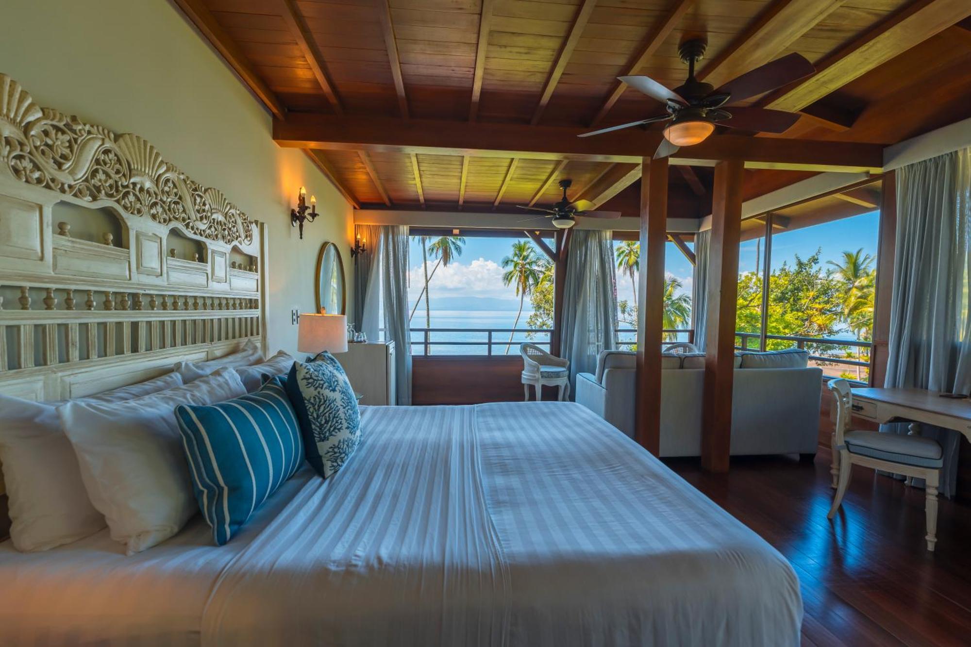 Playa Cativo Lodge Esquinas エクステリア 写真