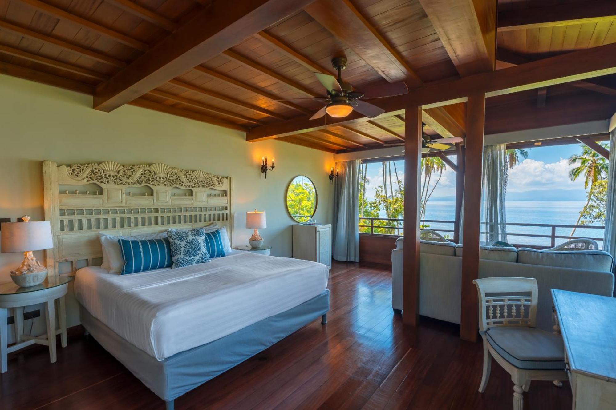Playa Cativo Lodge Esquinas エクステリア 写真